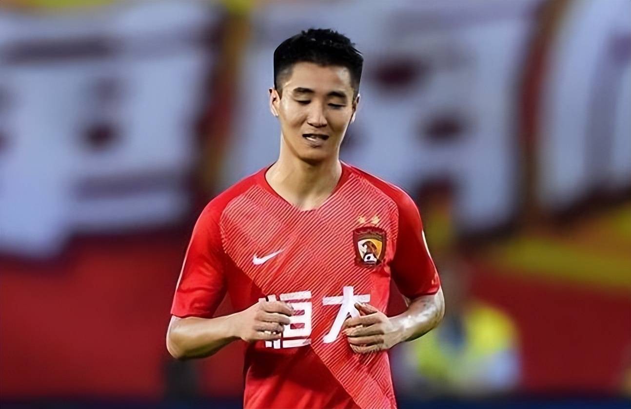 包含亚冠今晨再迎强敌；葡萄牙体育刷新队史纪录；主帅态度：引发热议；医务组通报恢复的词条