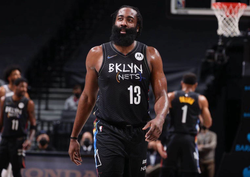 爱游戏体育-多特蒙德vs埃因霍温欧冠赛事分析