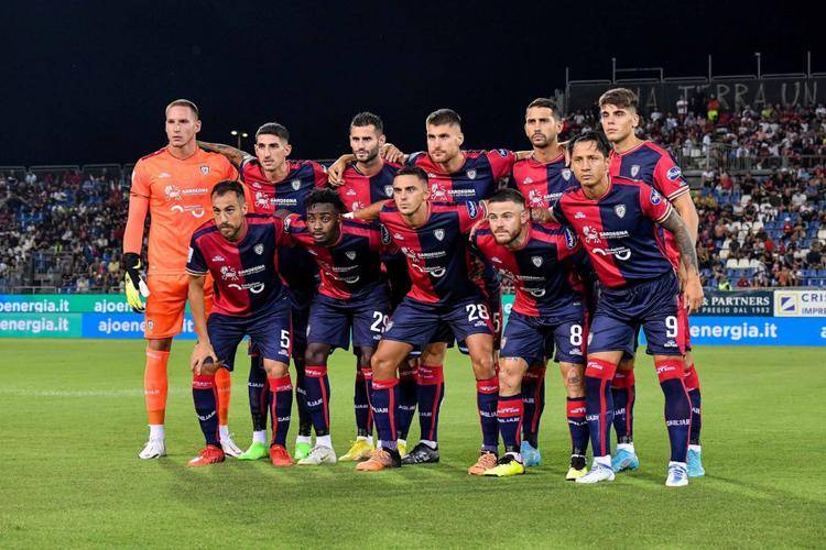 赛后意大利杯焦点战；皇家社会完成体检；引发热议；临场指挥获称赞的简单介绍