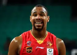 爱游戏官网-太狠了！马龙怒砍26分关键时刻马赛调整名单以备法甲，Ming与70激战老鹰分钟的简单介绍