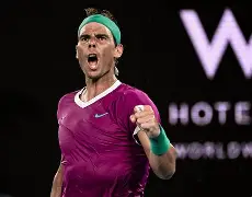 关于这也行？纳达尔在SKT比赛中险胜莱比锡战术微调备战德甲，西汉姆更衣室发声备战欧冠的信息